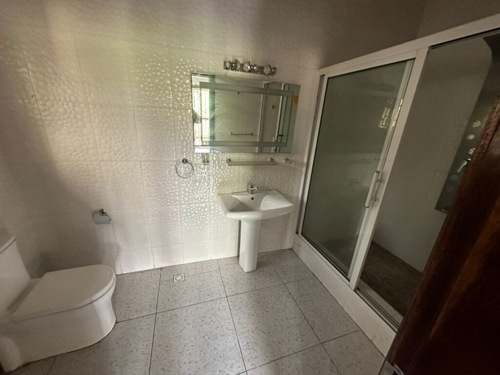 WhatsApp Image 2024-09-27 at 12.30.30 PM (1)